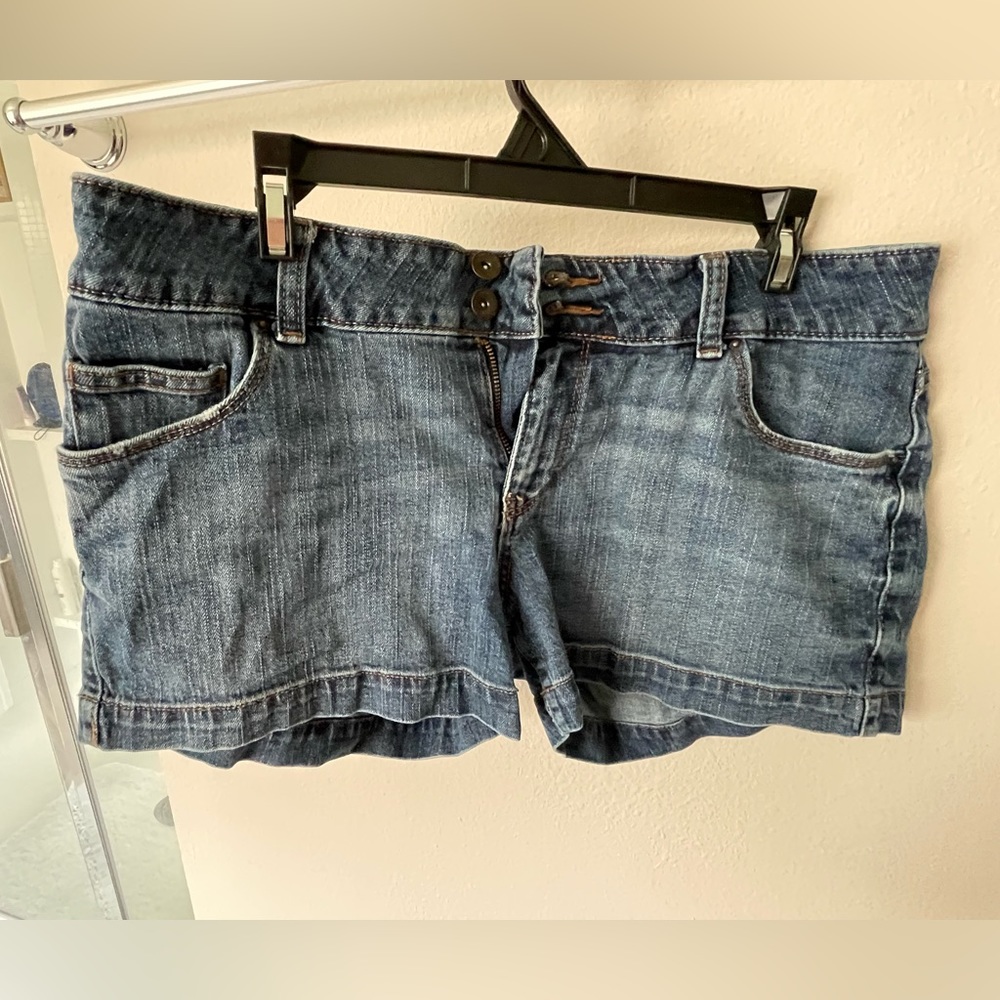 Mossimo Supply Co Short Jean Shorts size 13